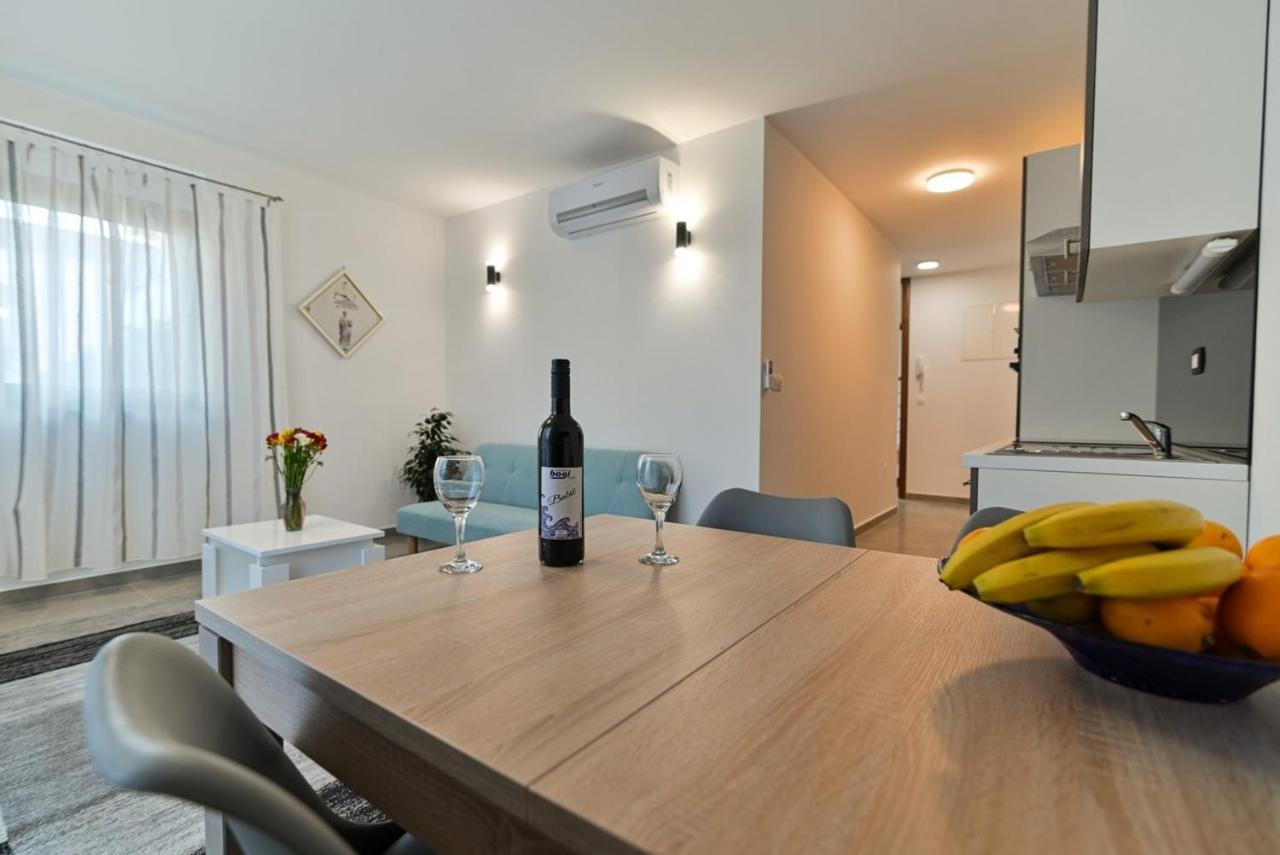 Apartments By The Sea Trogir - 21215 Quarto foto